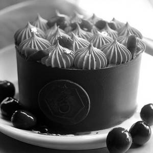 Sugarfree Eggless Black Forest Bento 250g