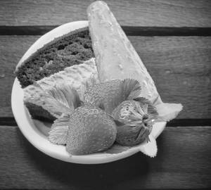 Premium Strawberry Kulfi Stick