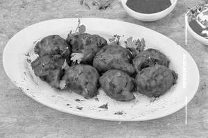 Chicken Tandoori Peri Peri Momos 