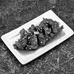 Crispy Chicken Peking Sauce