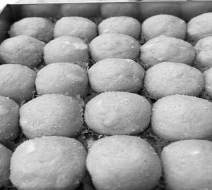 Besan Ladoo