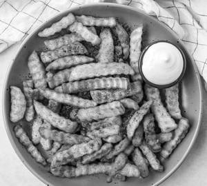 Peri Peri Fries with Inhouse Dip
