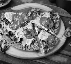 Tomato Pizza