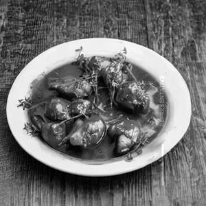 Roasted Chicken Cooked In Mushroom Sauce