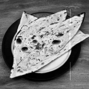 Garlic Cheese Naan