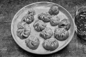Paneer Gravy Momos