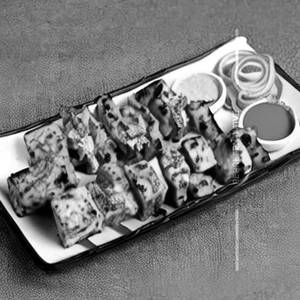 Lehsuni Paneer Tikka 