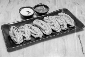 Soya Gravy Momos