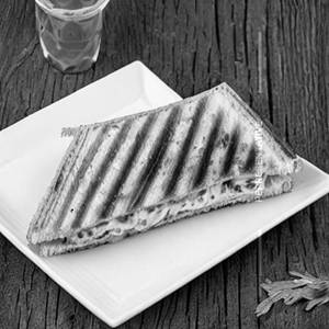 Onion Cheese Grilled Sandwich
