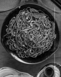 Mixed Burnt Garlic Noodles