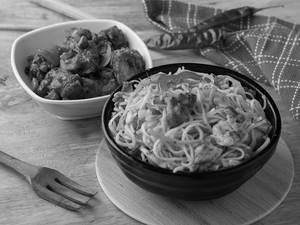 Chicken Noodles & Boneless Chilli Chicken
