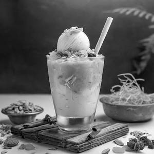 Mango Rabri Kulfi Falooda