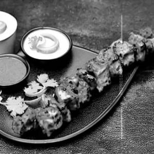 Choice Of All Time Classic Tikkas (spicy)
