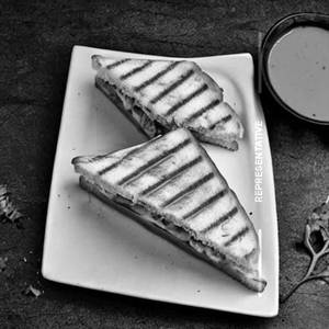 Vegetable sandwich [grilled]