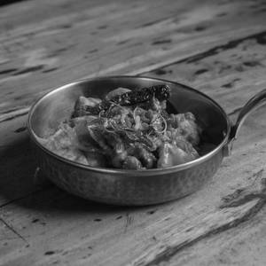 Mukka Pyaz Tawa Paneer
