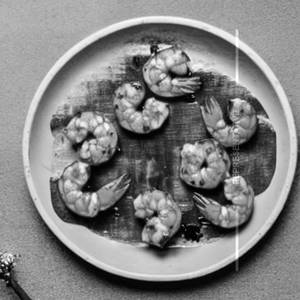 Prawns in Fresh Black Pepper                            