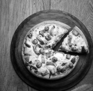 Chilli Paneer Pizza (7 Inches)