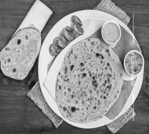 Muli Parantha (Breakfast Spcl)