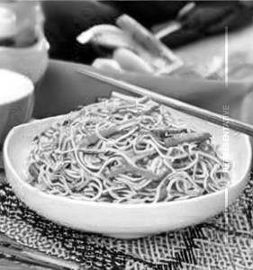 Veg Hakka Noodles