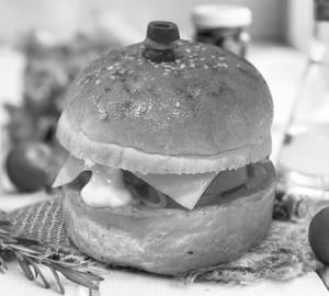 Veg cheese burger