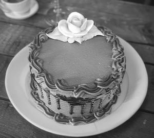 Chocolate birthday cake 500 grms