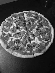 Onion Pizza [8 inches] With Pepsi [200 ml] Combo