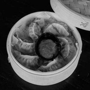 Steamed Momos Veg (6 Pcs)