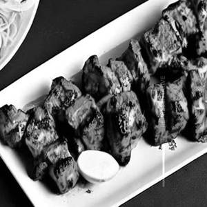 Murgh Lehsuni Tikka