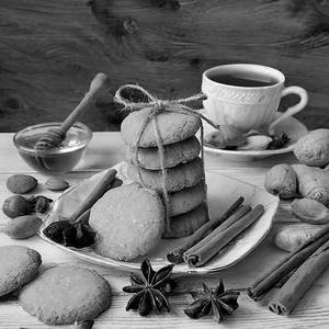 Spicy Ginger Nut Cookies [120 Gms]