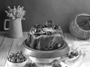 Sinful Black Forest Large Cake 0.5 Kg