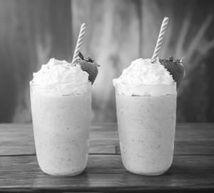 Rosemilk with icecream