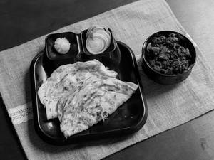 2 Porotta + Beef Ularthu