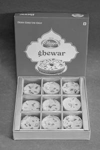 GHEWAR MINI GIFT BOX 9 PC - RABRI