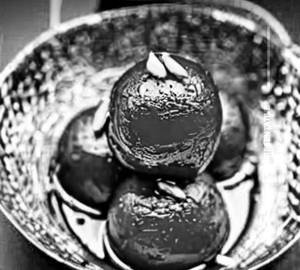 Black Gulab Jamun Big