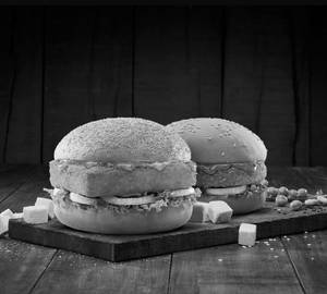 Spicy Paneer Burger
