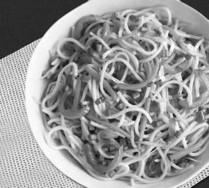 Veg Hakka Noodles