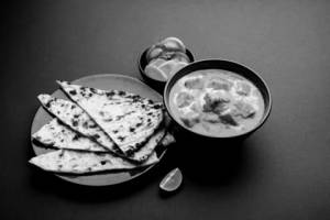 Butter Paneer Masala and 2 Naan