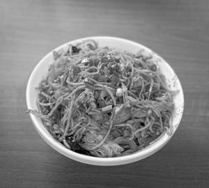 Schezwan noodles chicken                                                                      