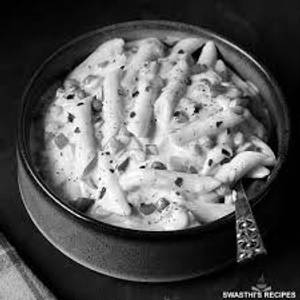 White Sauce Pasta With Cheeze