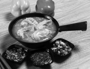 Thukpa Steamed Veg Momos