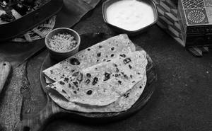 Chapati With Garlic Powder (2)