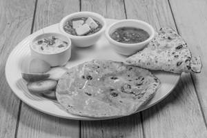 Shandar Special Thali