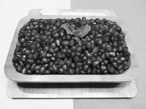 Fresh Cut Peeled Anar ( Pomegranate)