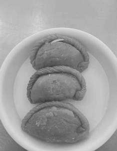 Plain Gujiya