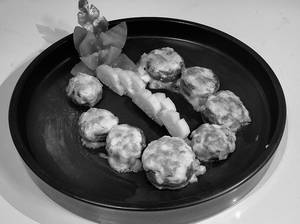 Cheese Stuffed Button Mushroom (8 Pcs)