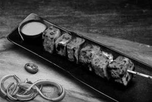 Laal Mirchi Ka Paneer Tikka (tandoor)