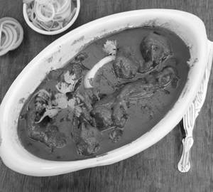 Chicken Handi Boneless Half (10 Pcs)