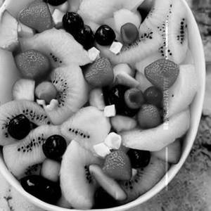 Freah Garden Salad With Fruit Cocktail