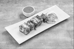Paneer Tandoori Cheese Roll
