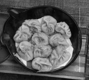 Paneer Kfc Gravy Momos